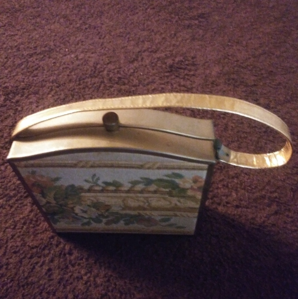 Hand bag